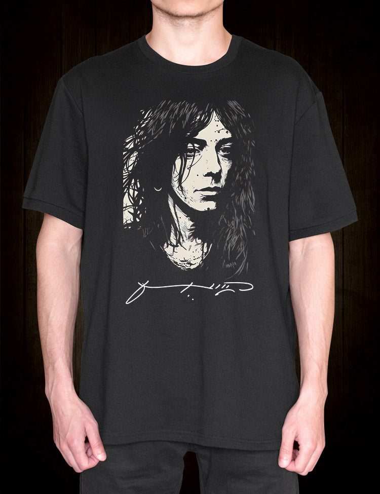 Show your love for Patti Smith with this iconic T-Shirt.