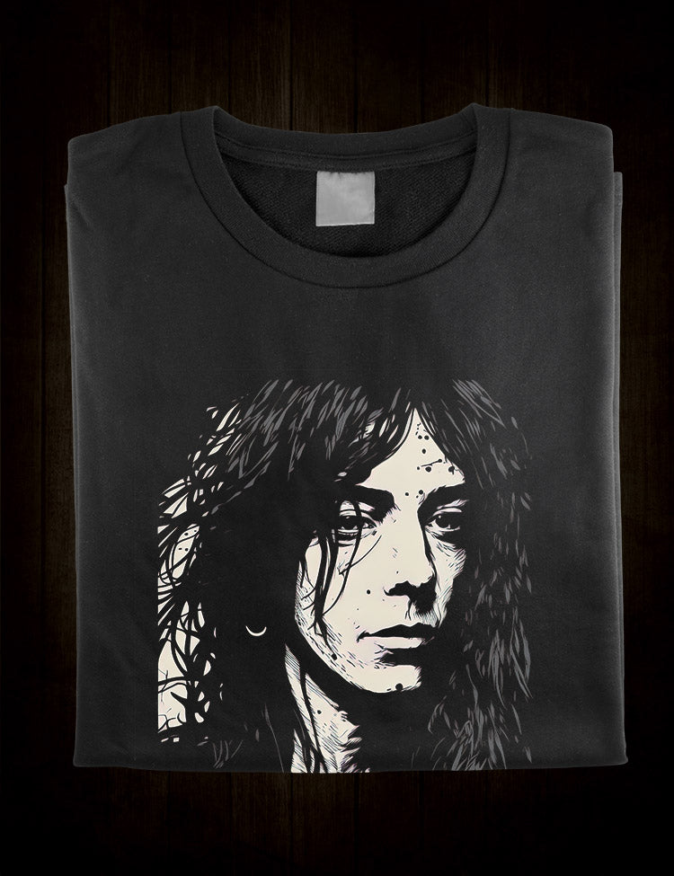T-Shirt features a classic image of Patti Smith, the woman who changed rock music.